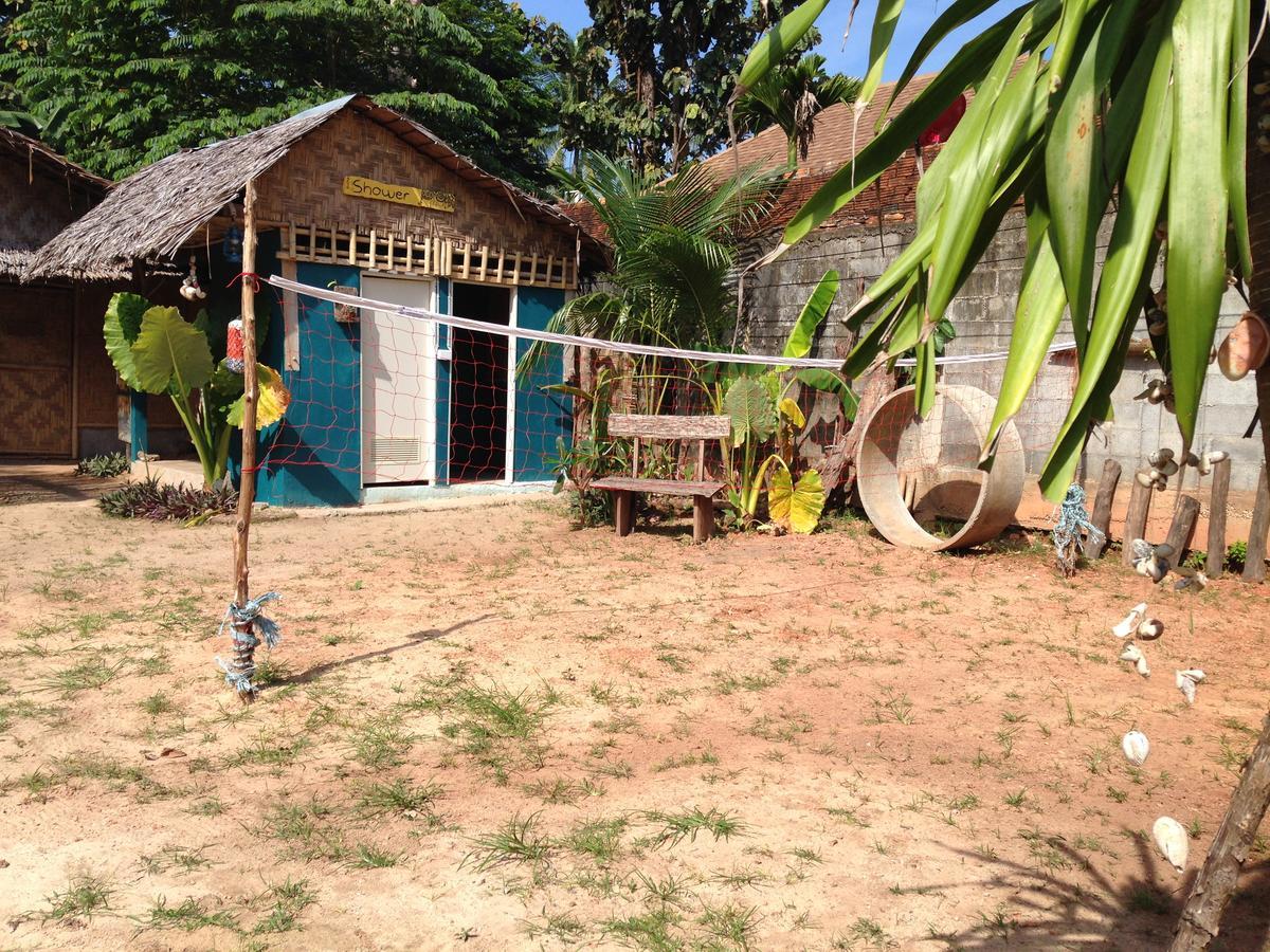 Aule Guest House And Bar Koh Lanta Exterior photo